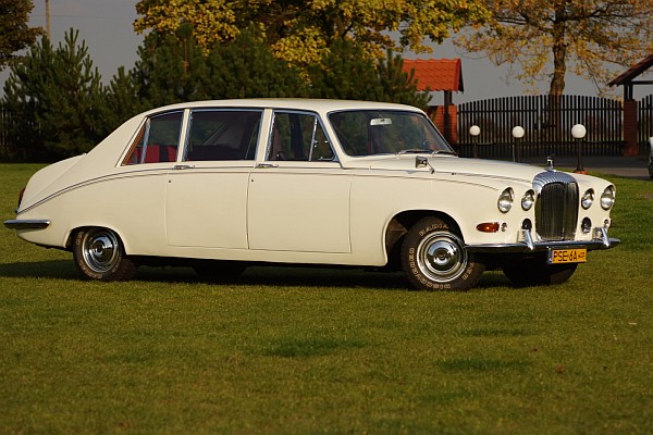 Daimler 420 Limousine — zdjęcie 11.jpg